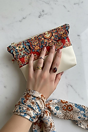 Etnik Desenli Krem Kadın El Çantası